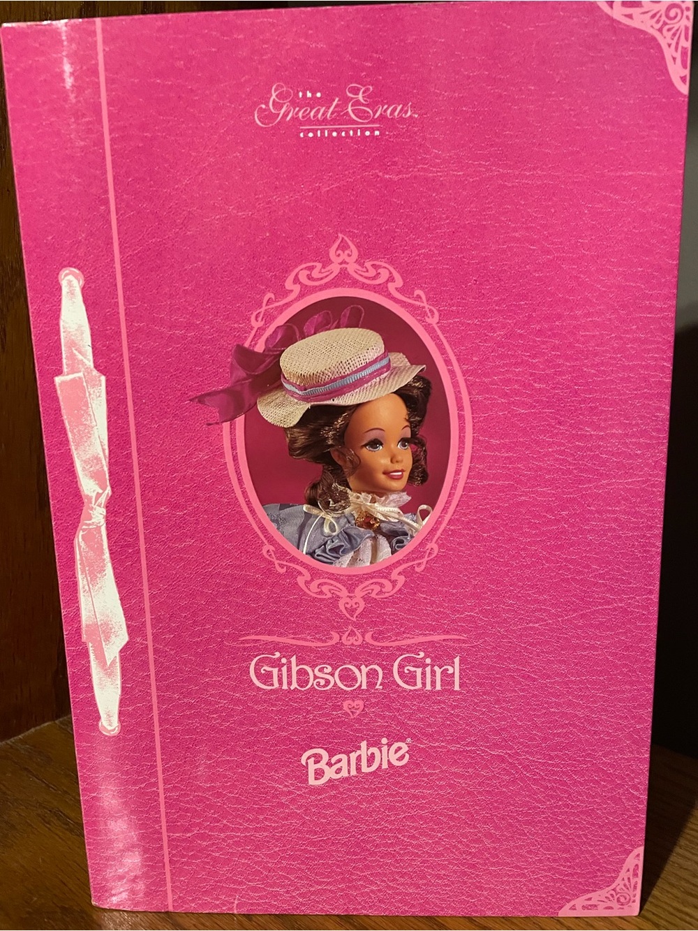 The Great Eras Gibson Girl Barbie, 1993 - Picture 2 of 5
